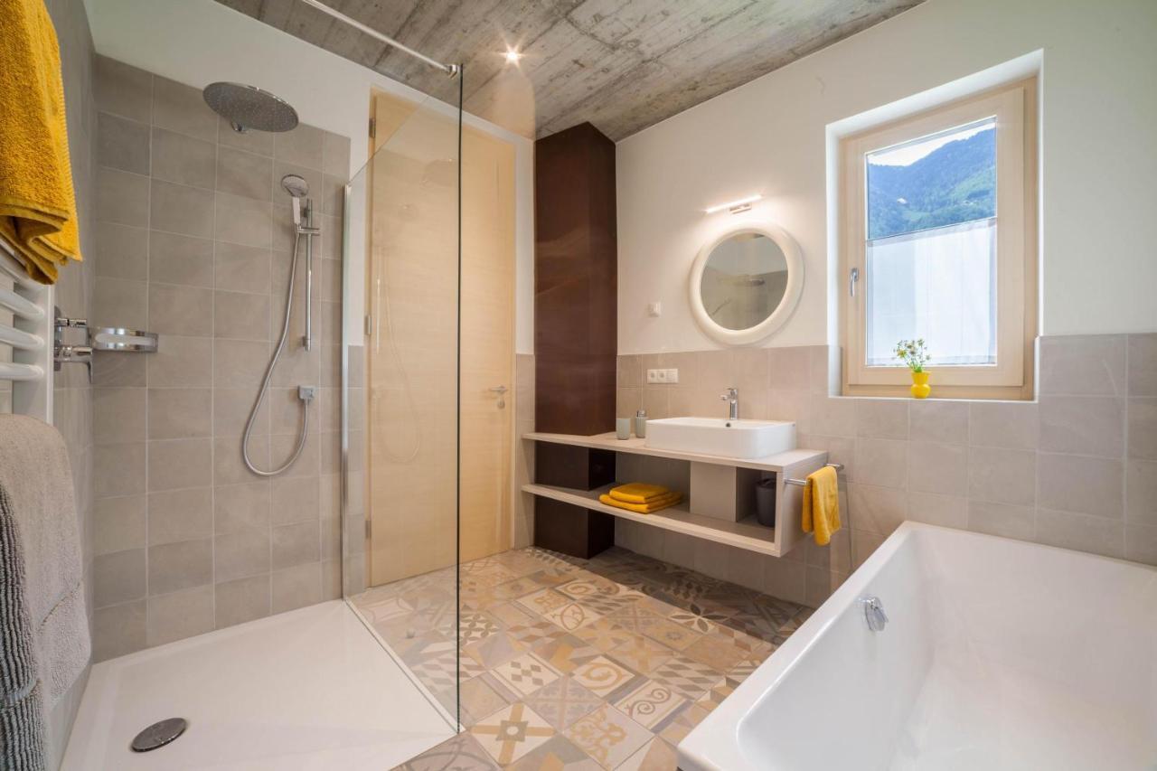 Apartment Das Eckige Cermes Luaran gambar
