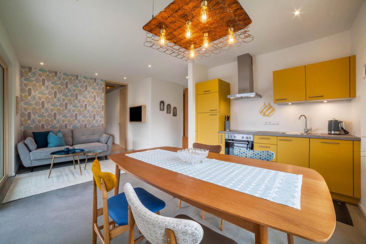 Apartment Das Eckige Cermes Luaran gambar