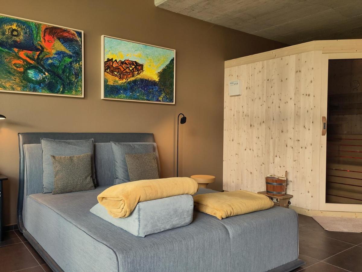 Apartment Das Eckige Cermes Luaran gambar
